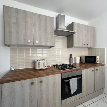Vila Large 3 Bed - 10 Mins To Centre Liverpool Exteriér fotografie