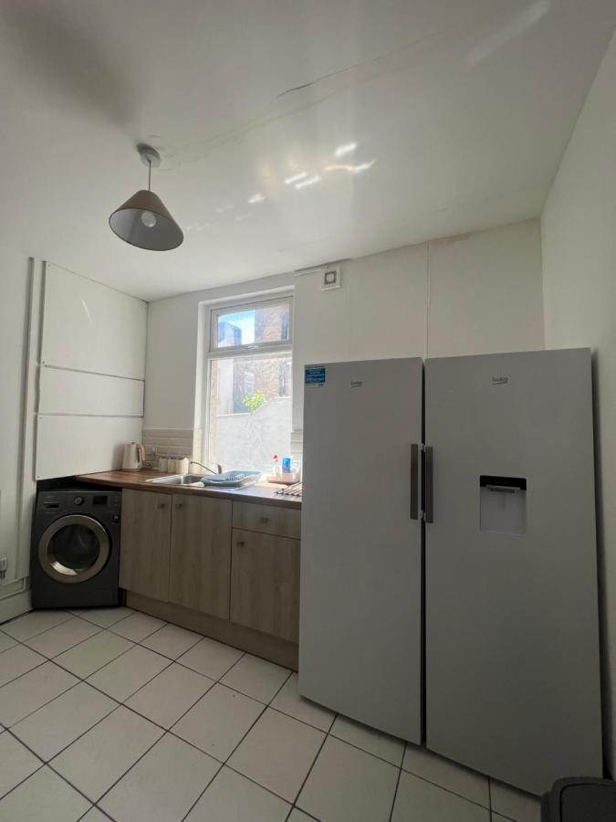 Vila Large 3 Bed - 10 Mins To Centre Liverpool Exteriér fotografie