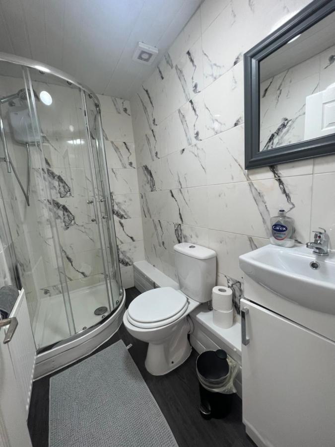 Vila Large 3 Bed - 10 Mins To Centre Liverpool Exteriér fotografie