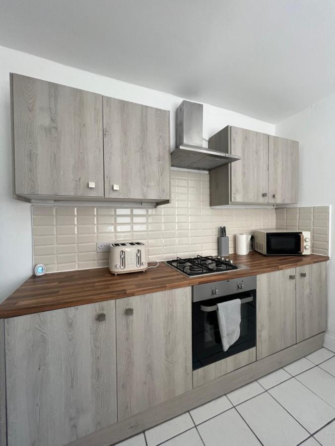 Vila Large 3 Bed - 10 Mins To Centre Liverpool Exteriér fotografie